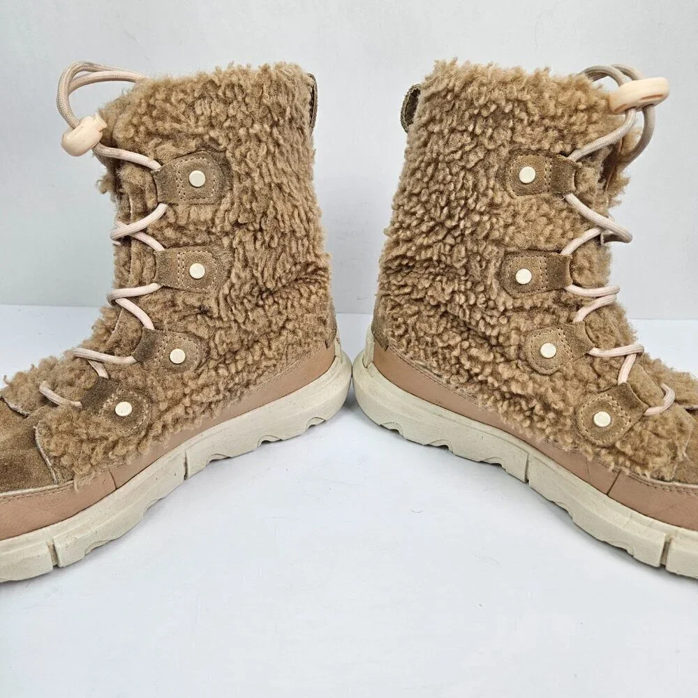 Sorel Youth Explorer Cozy Insulated Boot Canoe(Tan)/Chalk(Cream) 6 NY4894-262